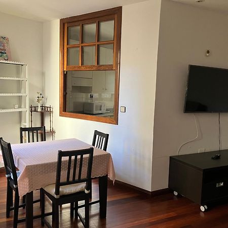 Apartamento En Pleno Centro Catedral 1D Oviedo Luaran gambar