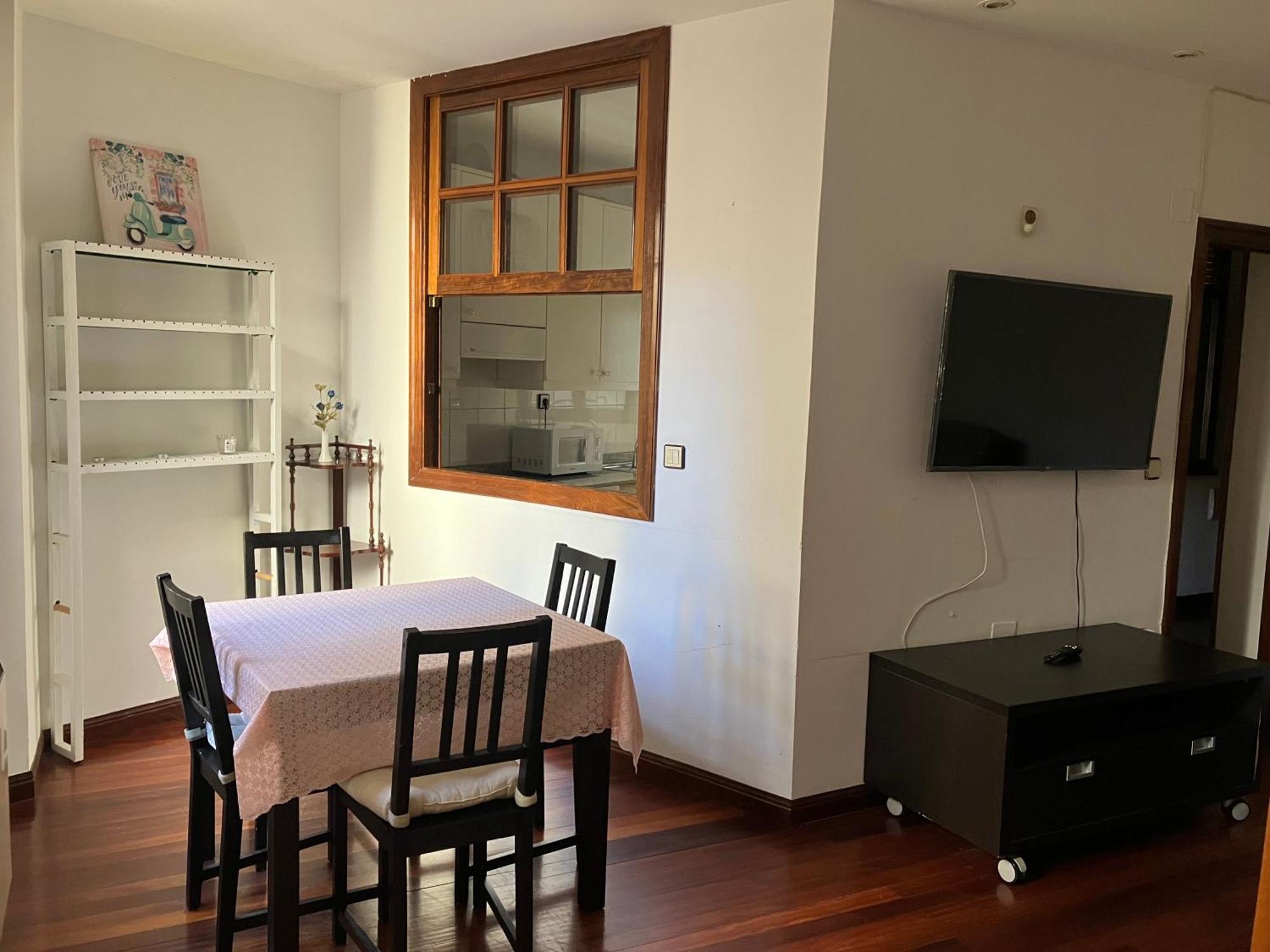 Apartamento En Pleno Centro Catedral 1D Oviedo Luaran gambar